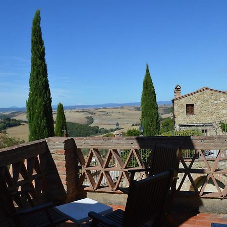 House With Private Garden In The Crete Senesi Villa Asciano Luaran gambar